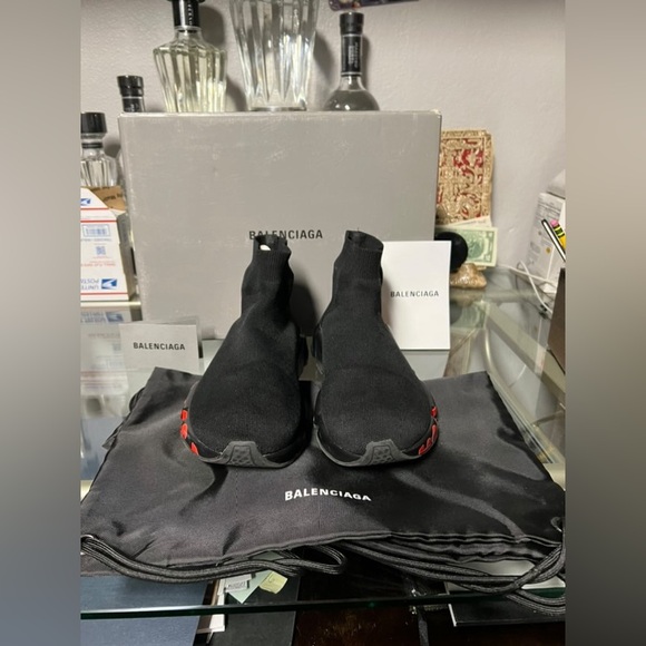Balenciaga Speed With Red Lettering - Picture 7 of 7